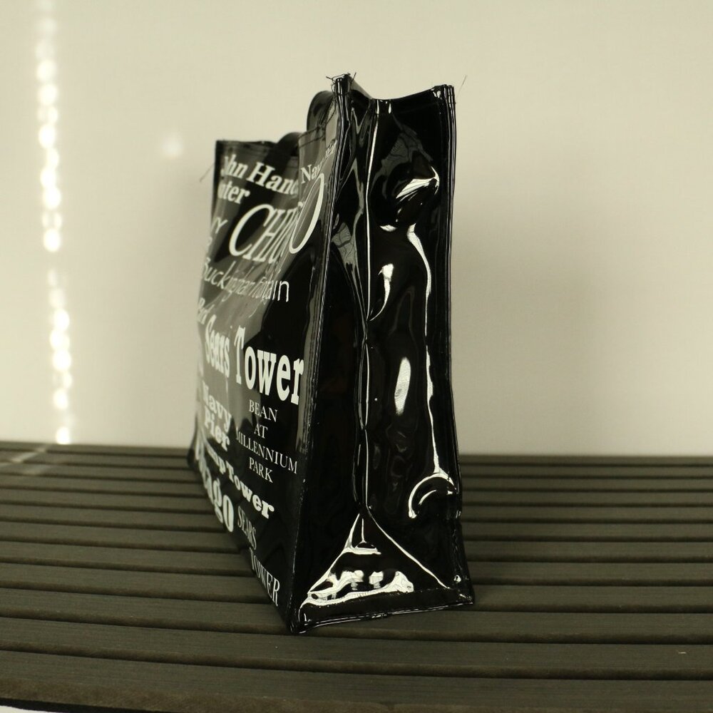 Chicago Landmark Vinyl Tote Bag, Shopping Bag, Souvenir Tote, Black and White - Picture 6 of 10
